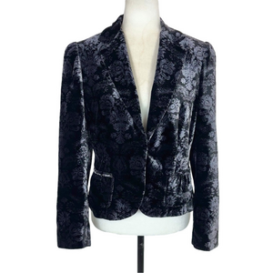 Tahari black velvet blazer